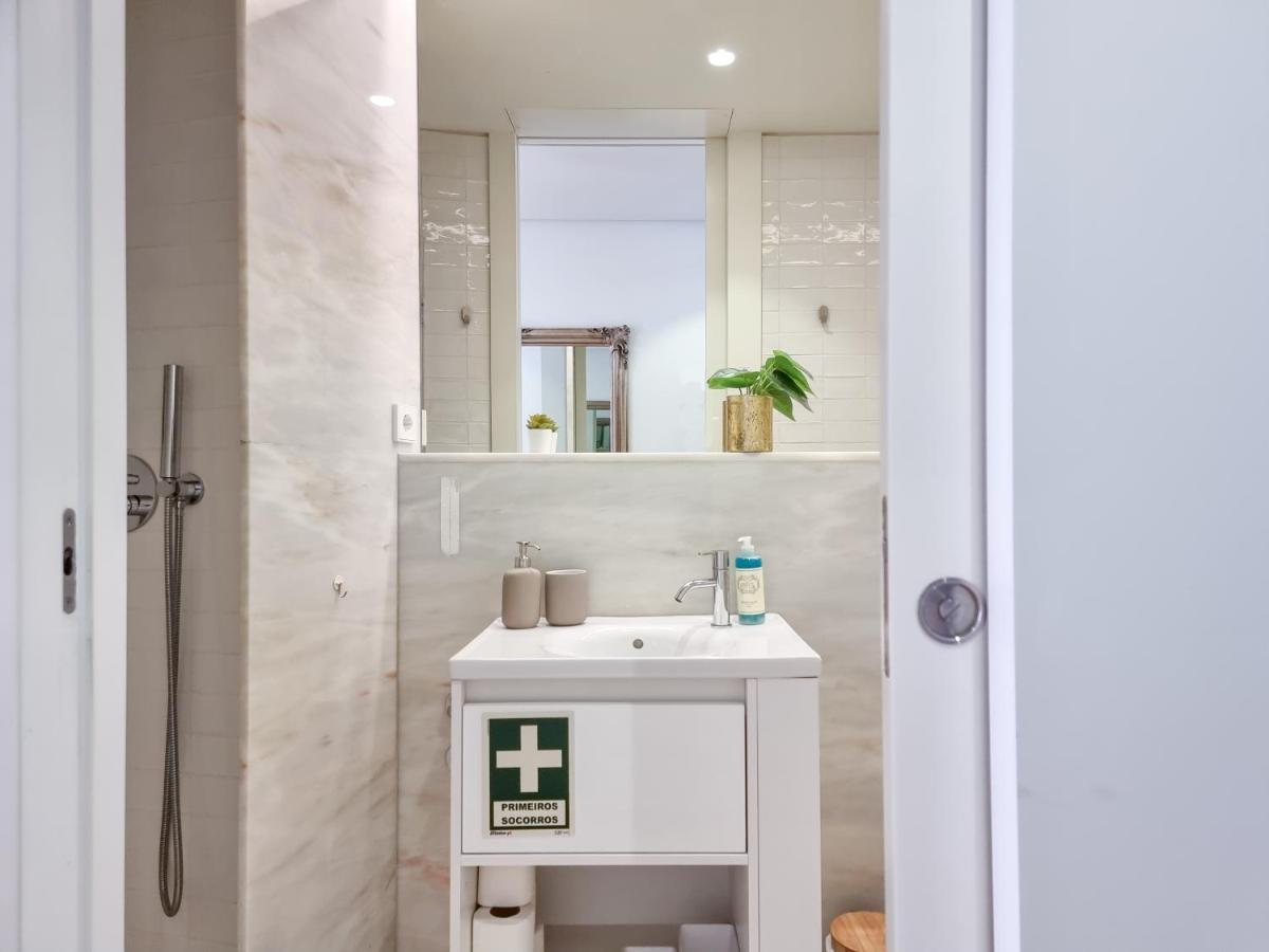 Inspiring City Center 1Br Apartment OOporto Esterno foto